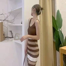 画像をギャラリービューアに読み込む, ストライプ配色着痩せ効果ニット スリングワンピース&無地コーデしやすいニットセータートップスセットアップ
