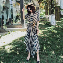 画像をギャラリービューアに読み込む, エスニック花柄シースルー不規則ワンピース旅行コーデ