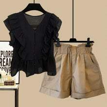 画像をギャラリービューアに読み込む, フレア裾黒ブラウストップス&ハイウエストショートパンツセットアップ