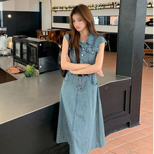 画像をギャラリービューアに読み込む, ノースリーブ デニムワンピース レディース ベルト付き ミディ丈 着痩せ カジュアル
