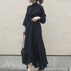 パフスリーブ長袖黒ワンピースデートワンピース