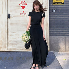 画像をギャラリービューアに読み込む, バックレースアップセットアップ ワンピース風トップス + ロングスカート 着痩せ カジュアル
