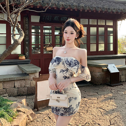 オフショルダー 花柄ミニワンピース レースフリル タイトシルエット 韓国風 大人可愛い