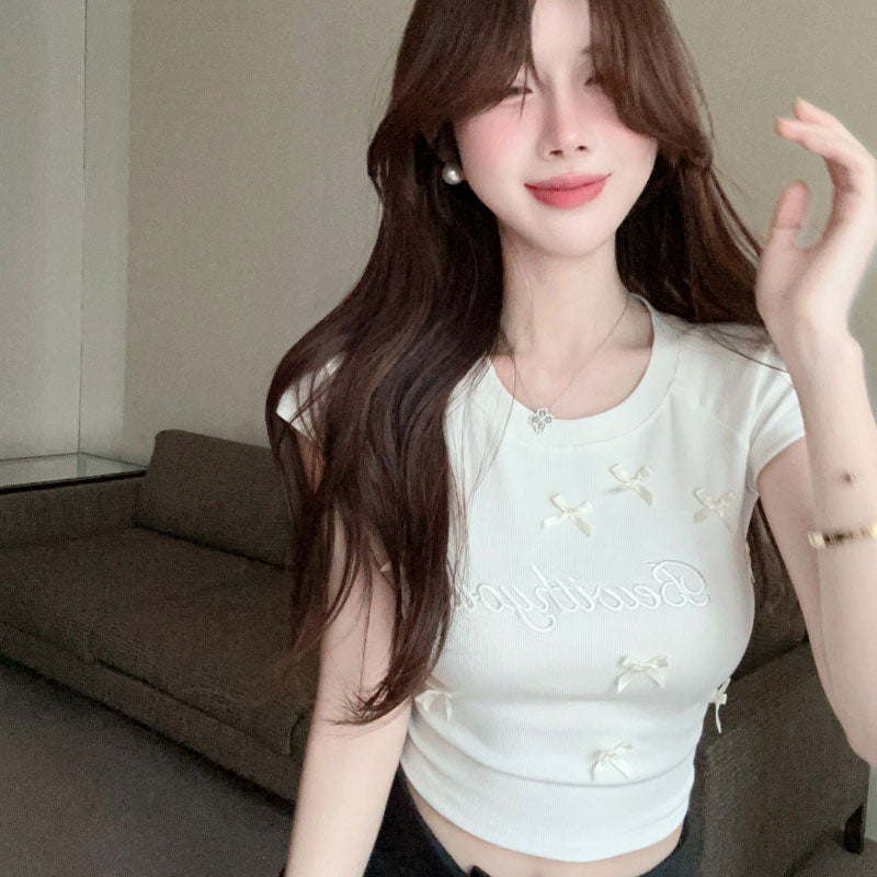 半袖Tシャツ リボン装飾 刺繍ロゴ タイトシルエット 着痩せ 韓国コーデ 大人ガーリー トップス