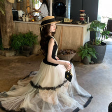 画像をギャラリービューアに読み込む, レースリボン付ノースリーブトップス＆黒パイピングシフォンスカートセットアップ大人エレガント
