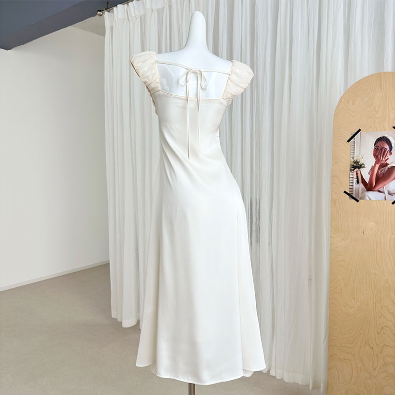 ノースリーブロングデートワンピース 胸シャーリング ウエスト刺繍レース切り替え結婚式お呼ばれ・デート・ブライズメイド 上品清楚韓国コーデ