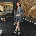 セットアップ ボーダーリボン付き V ネックトップス＋プリーツミニスカート 2 点セット 秋服 大人可愛い きれいめ カジュアル