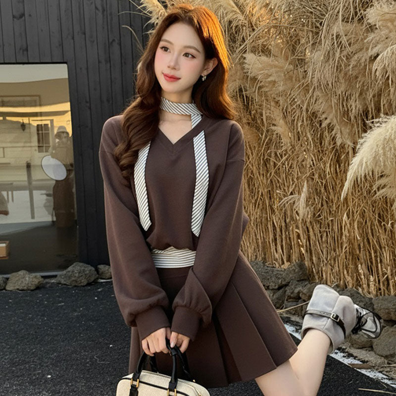 セットアップ ボーダーリボン付き V ネックトップス＋プリーツミニスカート 2 点セット 秋服 大人可愛い きれいめ カジュアル