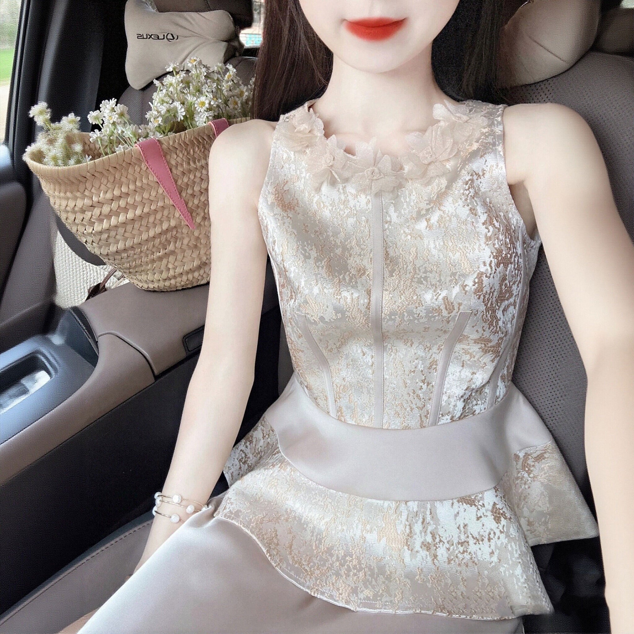 結婚式 お呼ばれ パーティードレス セットアップ レースペプラムトップス × サテンロングスカート 体型カバー エレガント ベージュ