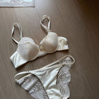 【ブラセット】レース ブラジャー + ショーツ 上下セット 谷間メイク 盛れる 大人可愛い