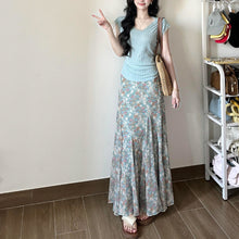 画像をギャラリービューアに読み込む, レーストリム ノースリーブトップス + 花柄マーメイドスカート セットアップ
