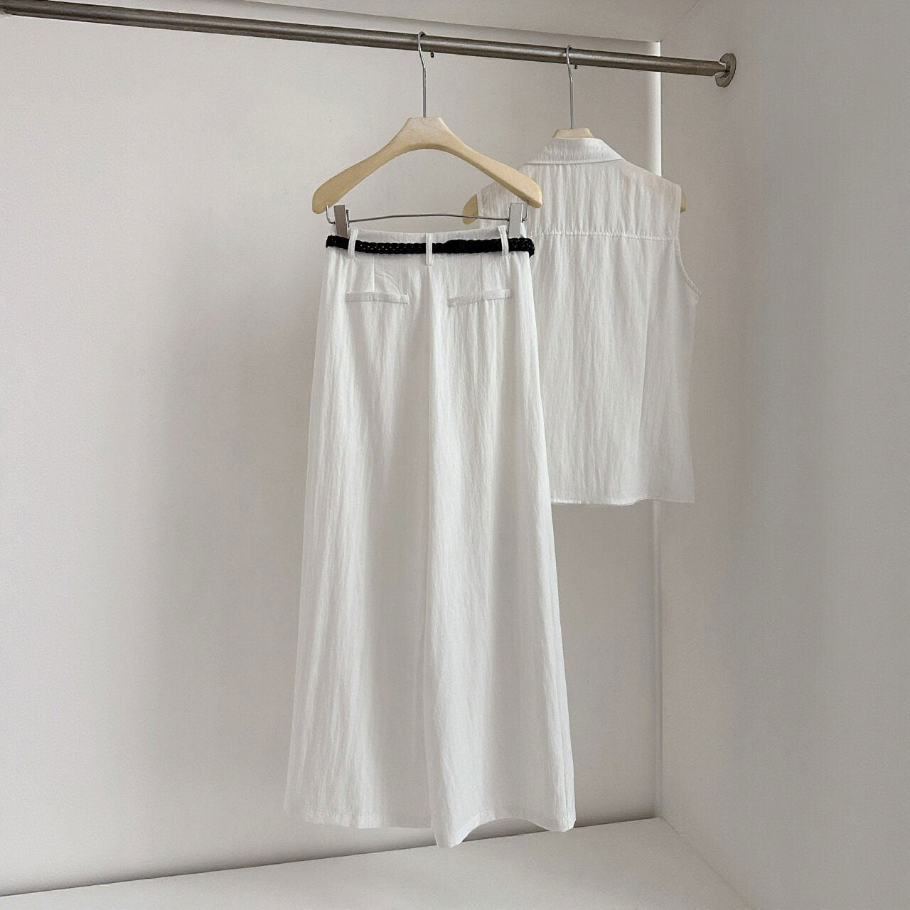 セットアップ ノースリーブシャツ + ワイドパンツ レディース（ベルト付き）リネン調 ゆったり 通勤 オフィス