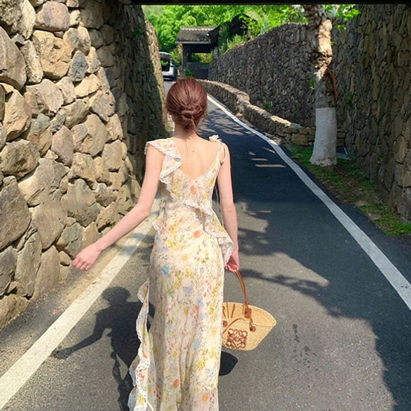 キャミソールワンピース 花柄 ティアード  レース フリル ロング丈 韓国系 リゾートコーデデートワンピース