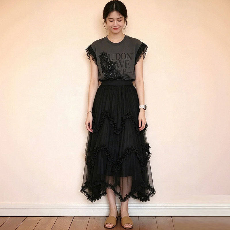 【セットアップ】フリル袖Tシャツ+黒花柄プリーツロングスカート レトロカジュアル日常コーデ