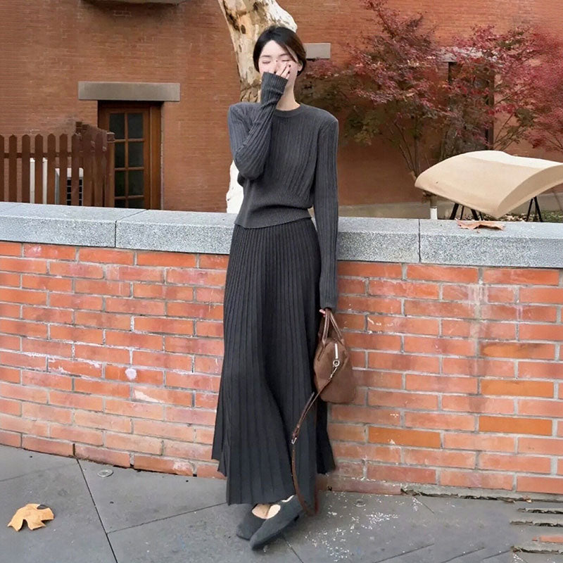 ニットトップス+プリーツロングスカートセットアップきれいめ 通勤日常デートハイウエスト 細見え