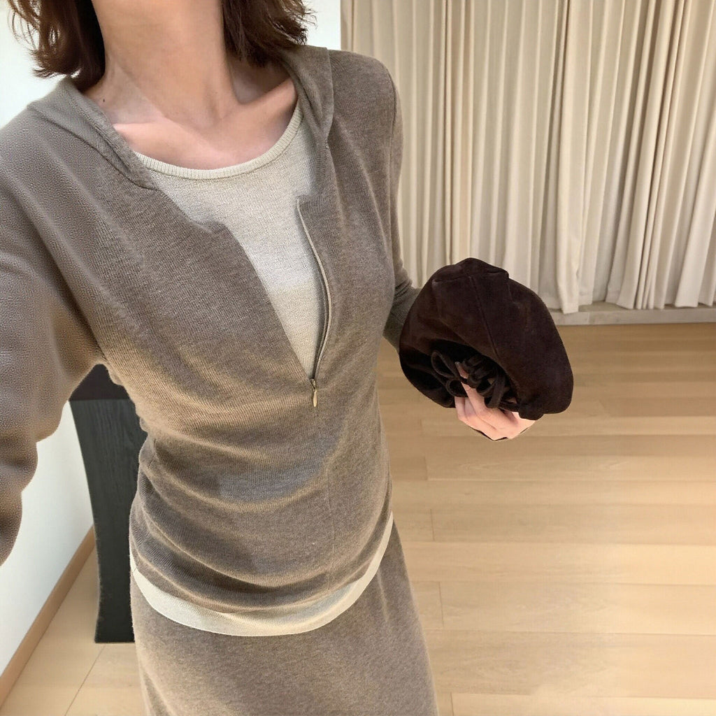 ２点セットアップ 重ね風ハーフジップパーカーニット＋インナー＋ロングスカート 大人リラックスコーデ 楽ちんお出かけ服