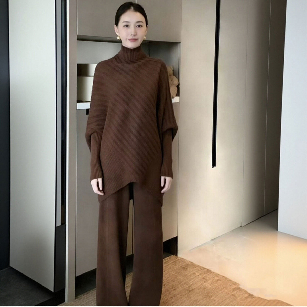 ハイネック斜めリブニットトップス＋ワイドパンツ2点セットアップゆったりシルエット 大人きれいめ ニットセット