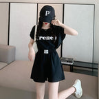 アルファペットプリントバック開き半袖Tシャツ＆ハイウエストショートパンツセットアップ