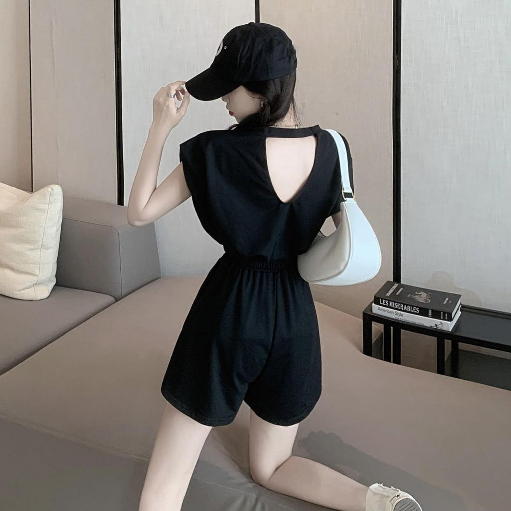 アルファペットプリントバック開き半袖Tシャツ＆ハイウエストショートパンツセットアップ