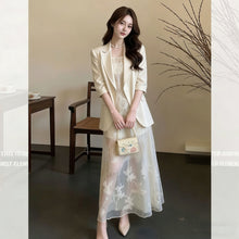 画像をギャラリービューアに読み込む, オフホワイト ブレザー + レース刺繍 シースルーキャミワンピース セットアップ エレガント オフィス・デート
