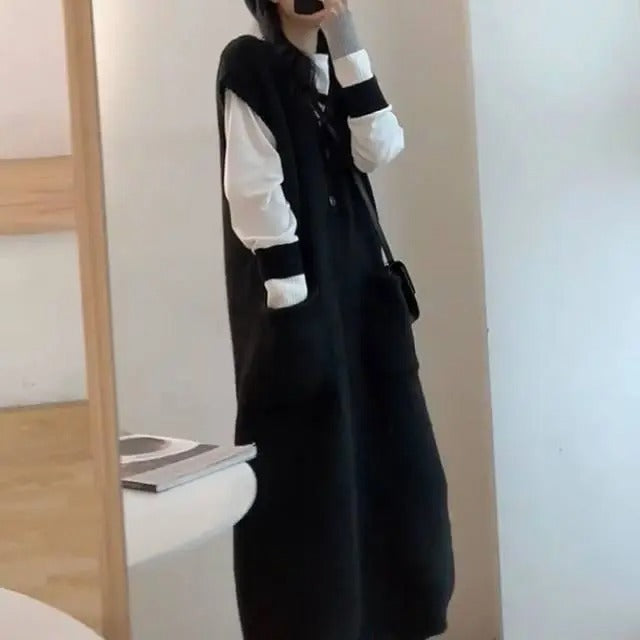 カジュアルニットベストワンピースリゾートコーデ（トップスなし）