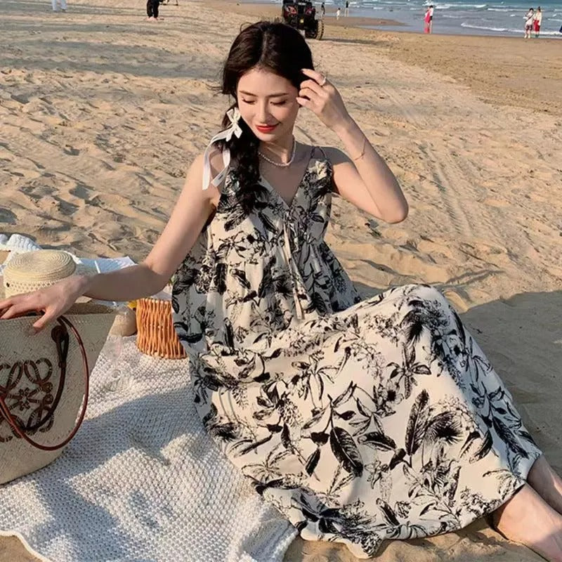 花柄キャミワンピース海旅行コーデカジュアルワンピース