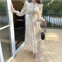 画像をギャラリービューアに読み込む, 花柄ウエストゴムデートワンピース
