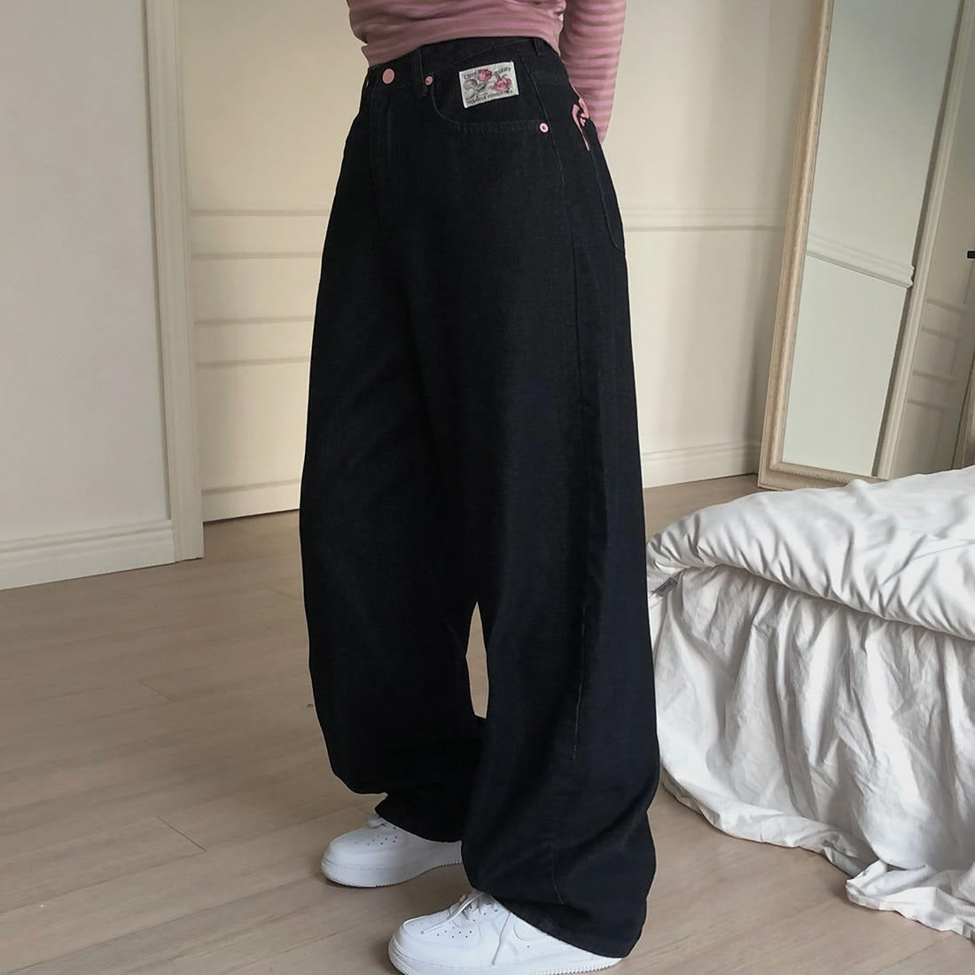 ワイドデニムパンツ ハイウエスト 後ろ刺繍  ルーズシルエット体型カバー ロングパンツ