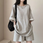 シンプルコーデTシャツ＆ショートパンツセットアップ