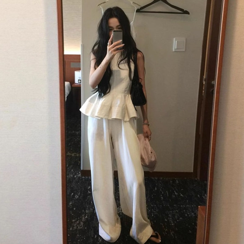 ノースリーブトップス＆カジュアルパンツセットアップ