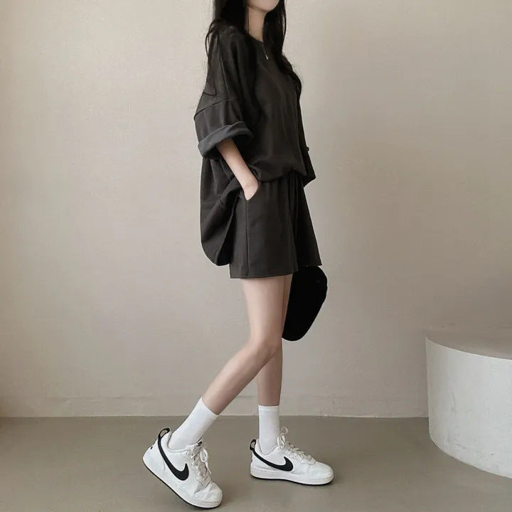 シンプルコーデTシャツ＆ショートパンツセットアップ