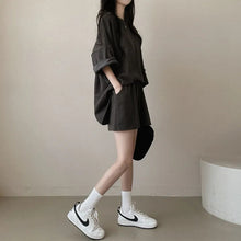 画像をギャラリービューアに読み込む, シンプルコーデTシャツ＆ショートパンツセットアップ
