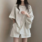 シンプルコーデTシャツ＆ショートパンツセットアップ