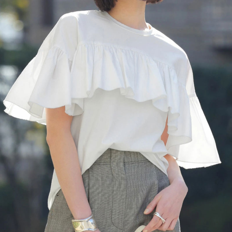 フリル裾無地Tシャツトップス