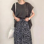 アルファペットプリントTシャツ＆花柄スカートセットアップ