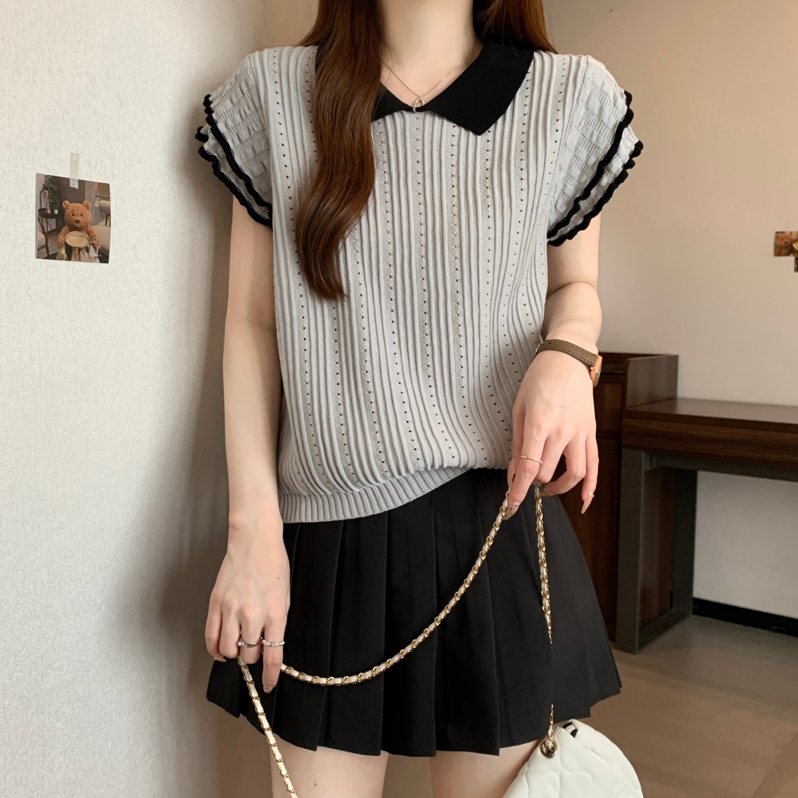 フレア裾薄ニットトップス大人かわいいトップス