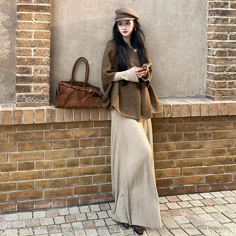 大人セットアップ ケープコート＋ニットワンピ風スカート 重ね着風コーデ こなれ感デートコーデ