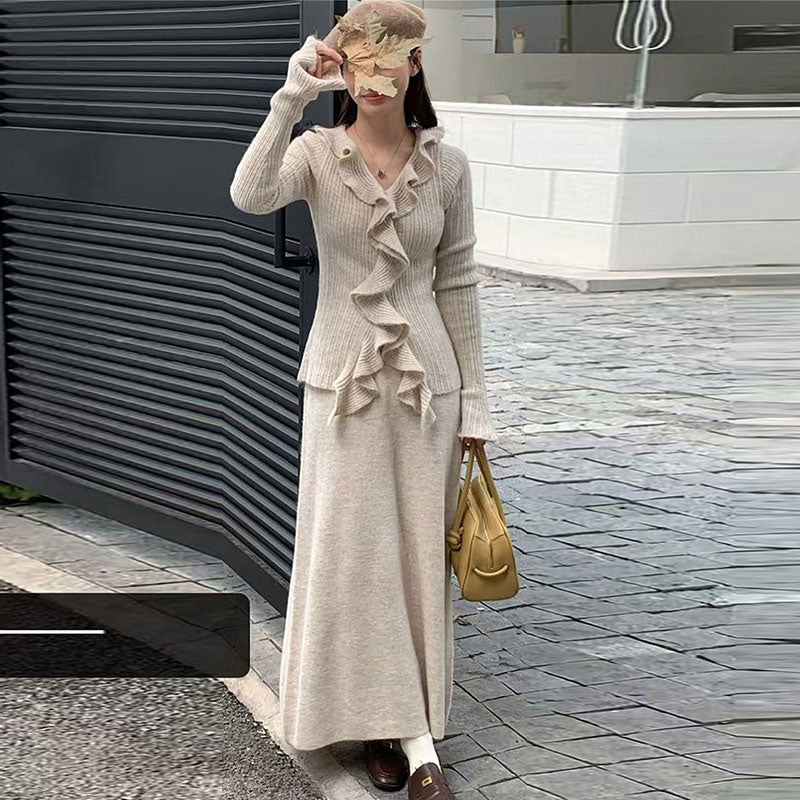 フリル V ネックリブニットトップス+ロングスカート 2 点セットアップ着回しコーデデート日常