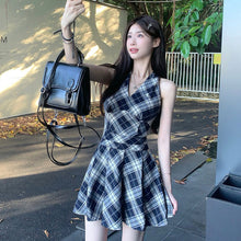 画像をギャラリービューアに読み込む, チェック柄ホルターネックドレスデートワンピース
