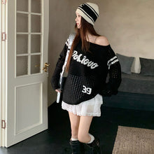 画像をギャラリービューアに読み込む, ケーブルニット透かし彫りトップス
