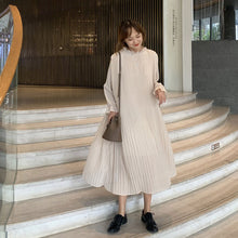 画像をギャラリービューアに読み込む, プリーツフレア裾カジュアルワンピース

