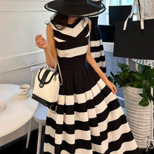 画像をギャラリービューアに読み込む, ボーダー柄ノースリーブワンピースデートワンピース
