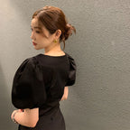 パフスリーブ半袖ブラウストップス