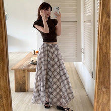 画像をギャラリービューアに読み込む, 後ろ開きデザイントップス＆チェック柄スカートセットアップ
