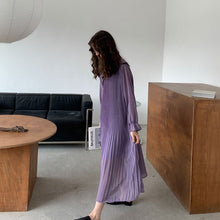 画像をギャラリービューアに読み込む, プリーツフレア裾カジュアルワンピース
