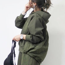 画像をギャラリービューアに読み込む, フード付き切替パーカー&amp;Aラインスカートセットアップ
