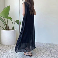 画像をギャラリービューアに読み込む, 黒プリーツワンピースカジュアルワンピース
