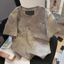 画像をギャラリービューアに読み込む, ビーズ付きリボンアルファペットプリント半袖Tシャツトップス
