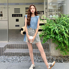 画像をギャラリービューアに読み込む, デニムレース切替ベスト＆ショートパンツセットアップ
