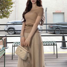 画像をギャラリービューアに読み込む, オフショルダー ニット ロングスカート セットアップ レディース ぺチハイ ウエストマーク きれいめ デート
